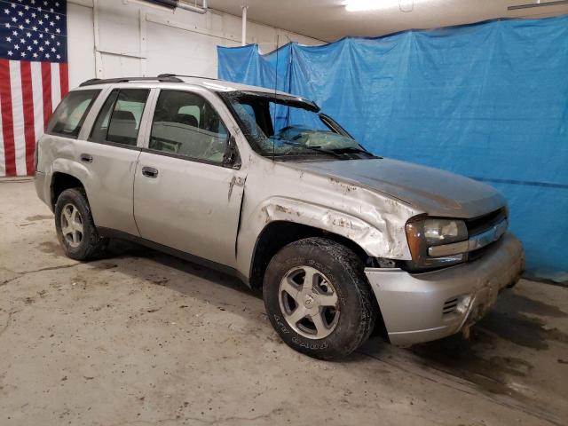 Photo 3 VIN: 1GNDT13S542127534 - CHEVROLET TRAILBLZR 