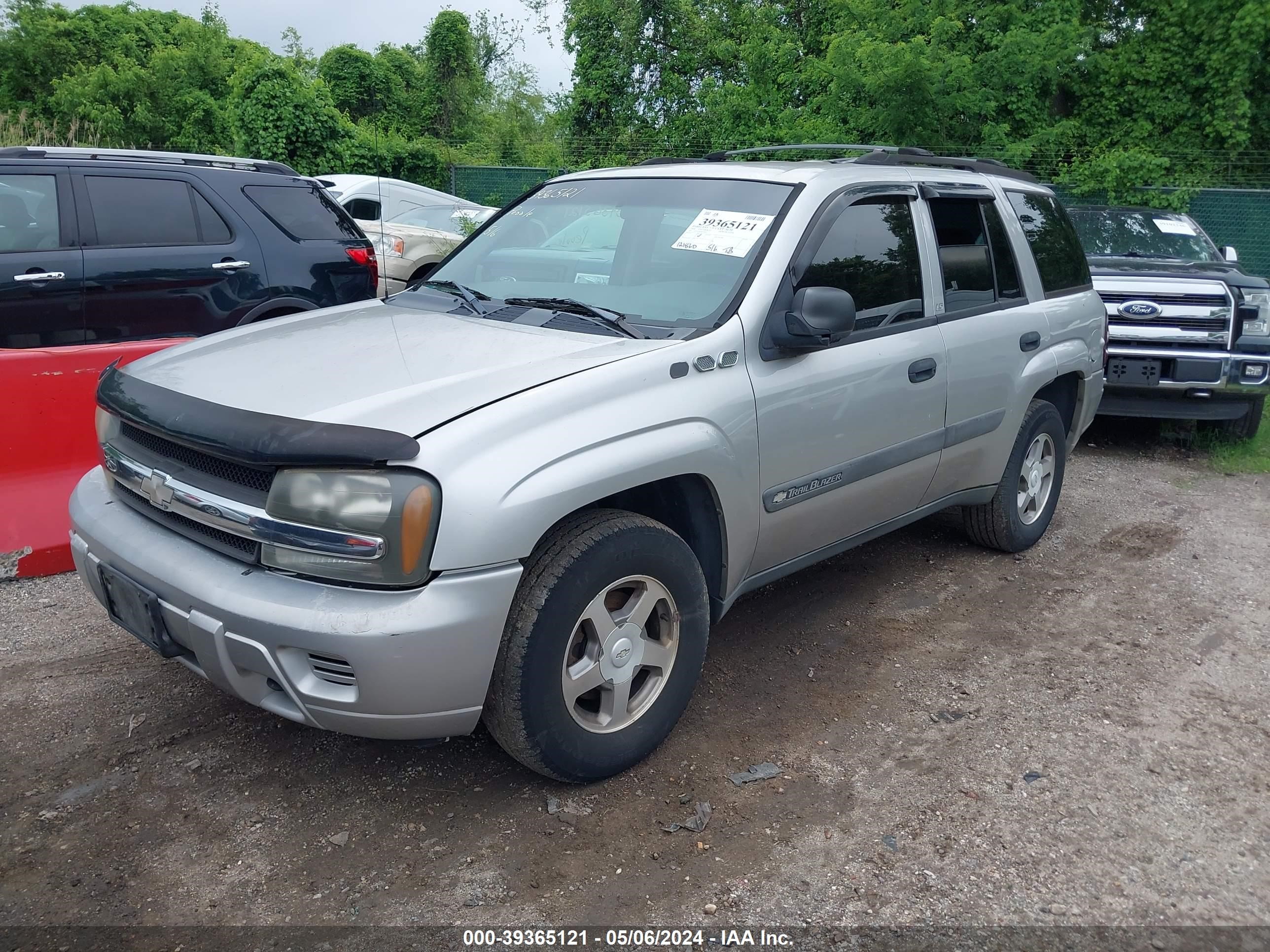 Photo 1 VIN: 1GNDT13S542178273 - CHEVROLET TRAILBLAZER 