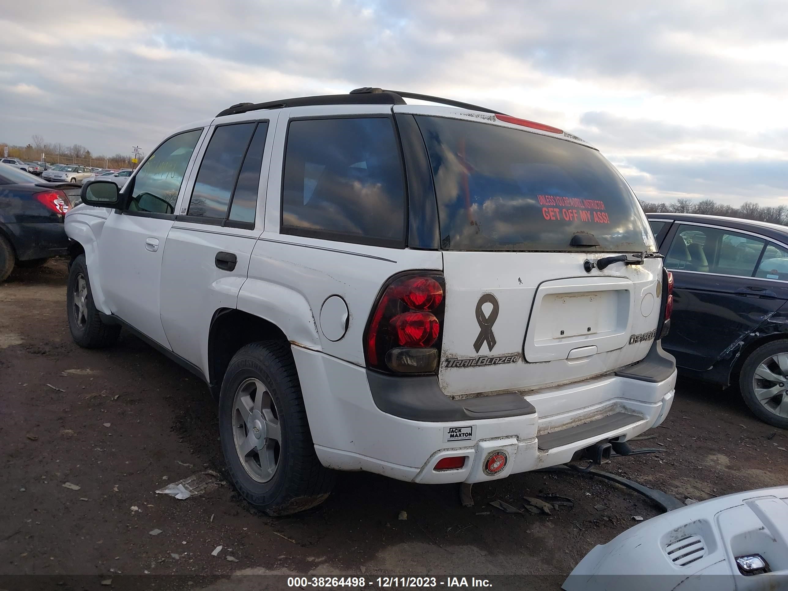 Photo 2 VIN: 1GNDT13S542276896 - CHEVROLET TRAILBLAZER 