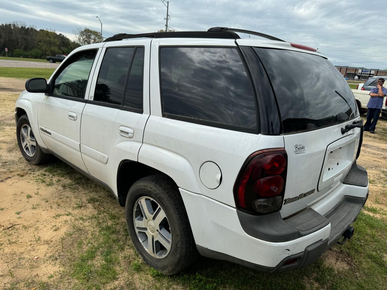 Photo 2 VIN: 1GNDT13S542302235 - CHEVROLET TRAILBLAZER 