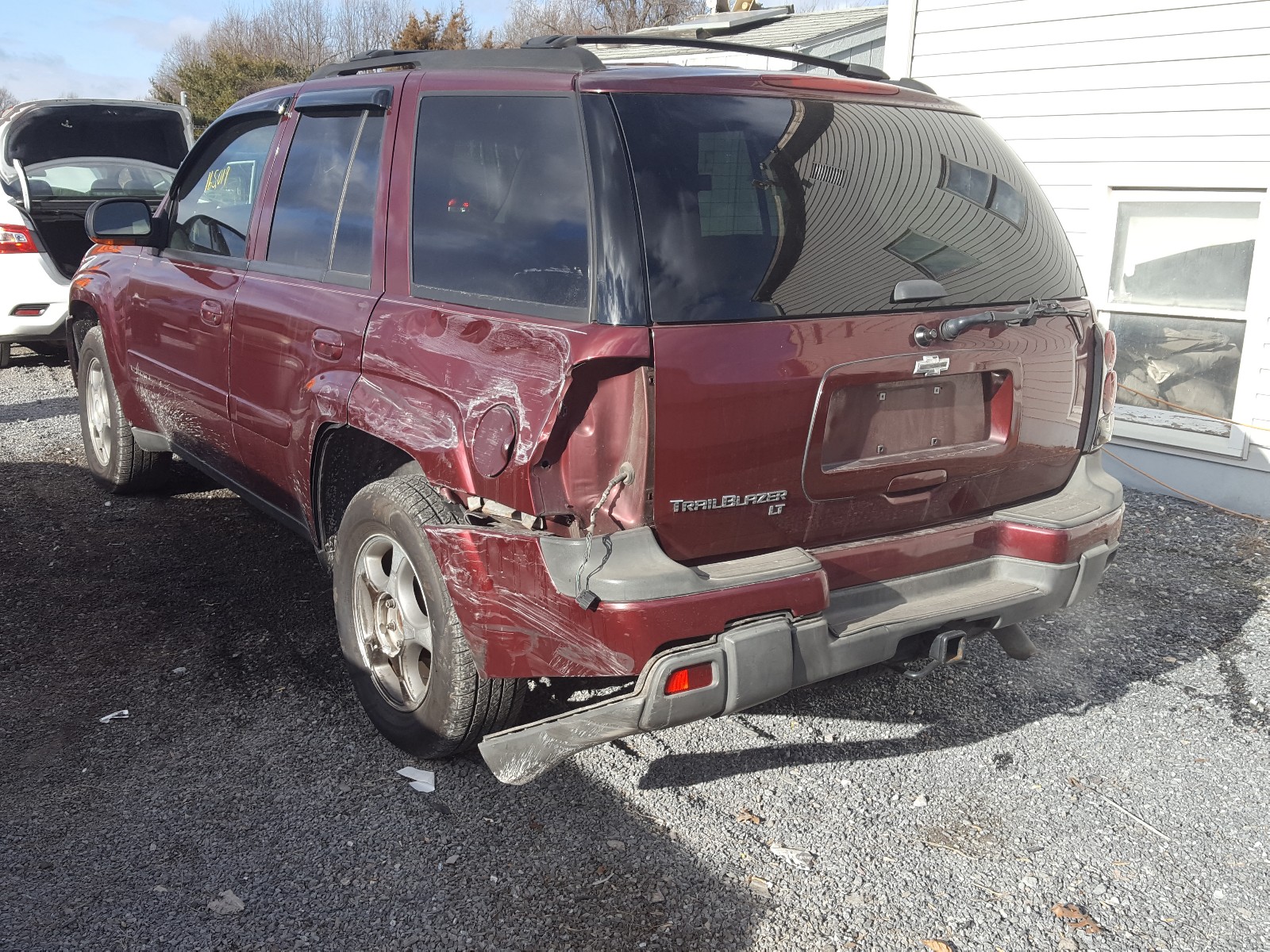 Photo 2 VIN: 1GNDT13S552254771 - CHEVROLET TRAILBLAZE 