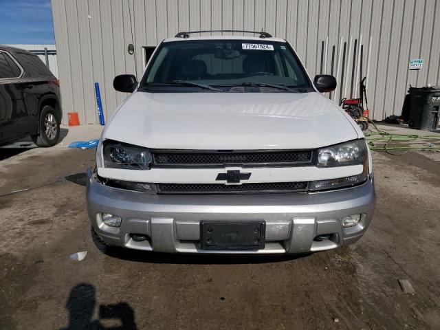 Photo 4 VIN: 1GNDT13S552261610 - CHEVROLET TRAILBLAZE 