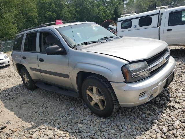 Photo 3 VIN: 1GNDT13S552286121 - CHEVROLET TRAILBLAZE 