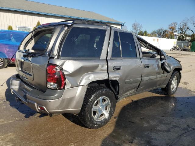 Photo 2 VIN: 1GNDT13S552289195 - CHEVROLET TRAILBLAZE 