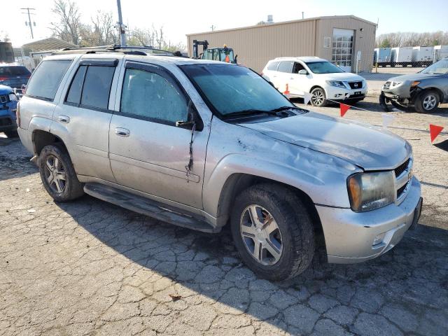 Photo 3 VIN: 1GNDT13S572199984 - CHEVROLET TRAILBLAZE 