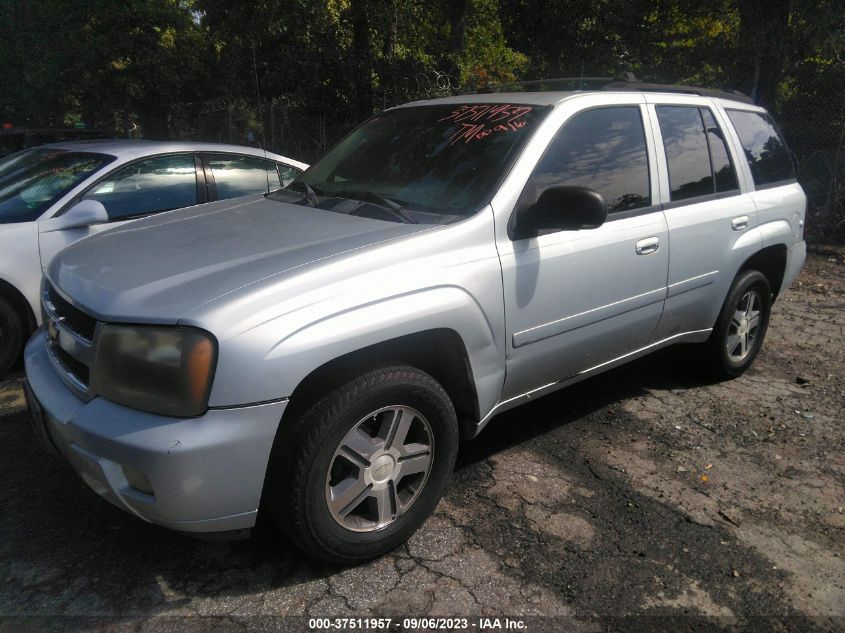 Photo 1 VIN: 1GNDT13S572206402 - CHEVROLET TRAILBLAZER 