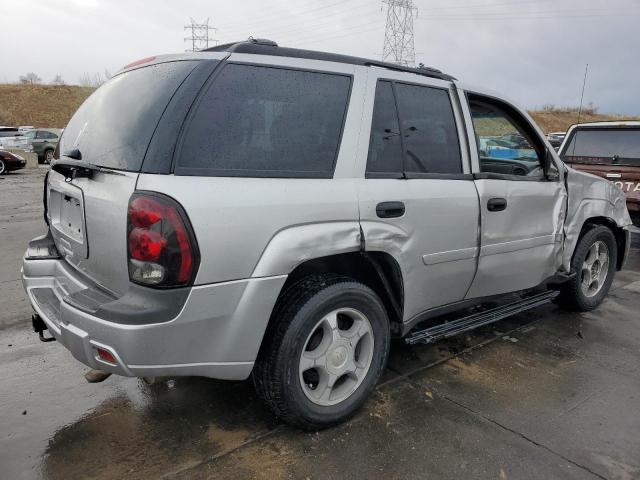 Photo 2 VIN: 1GNDT13S572217772 - CHEVROLET TRAILBLZR 