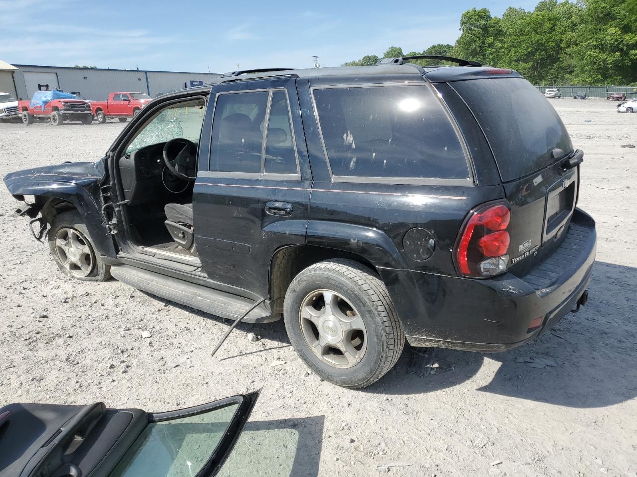 Photo 1 VIN: 1GNDT13S582222083 - CHEVROLET TRAILBLAZER 