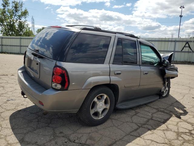 Photo 2 VIN: 1GNDT13S582255522 - CHEVROLET TRAILBLAZE 