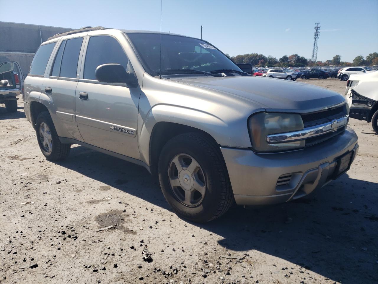 Photo 3 VIN: 1GNDT13S622286656 - CHEVROLET TRAILBLAZER 