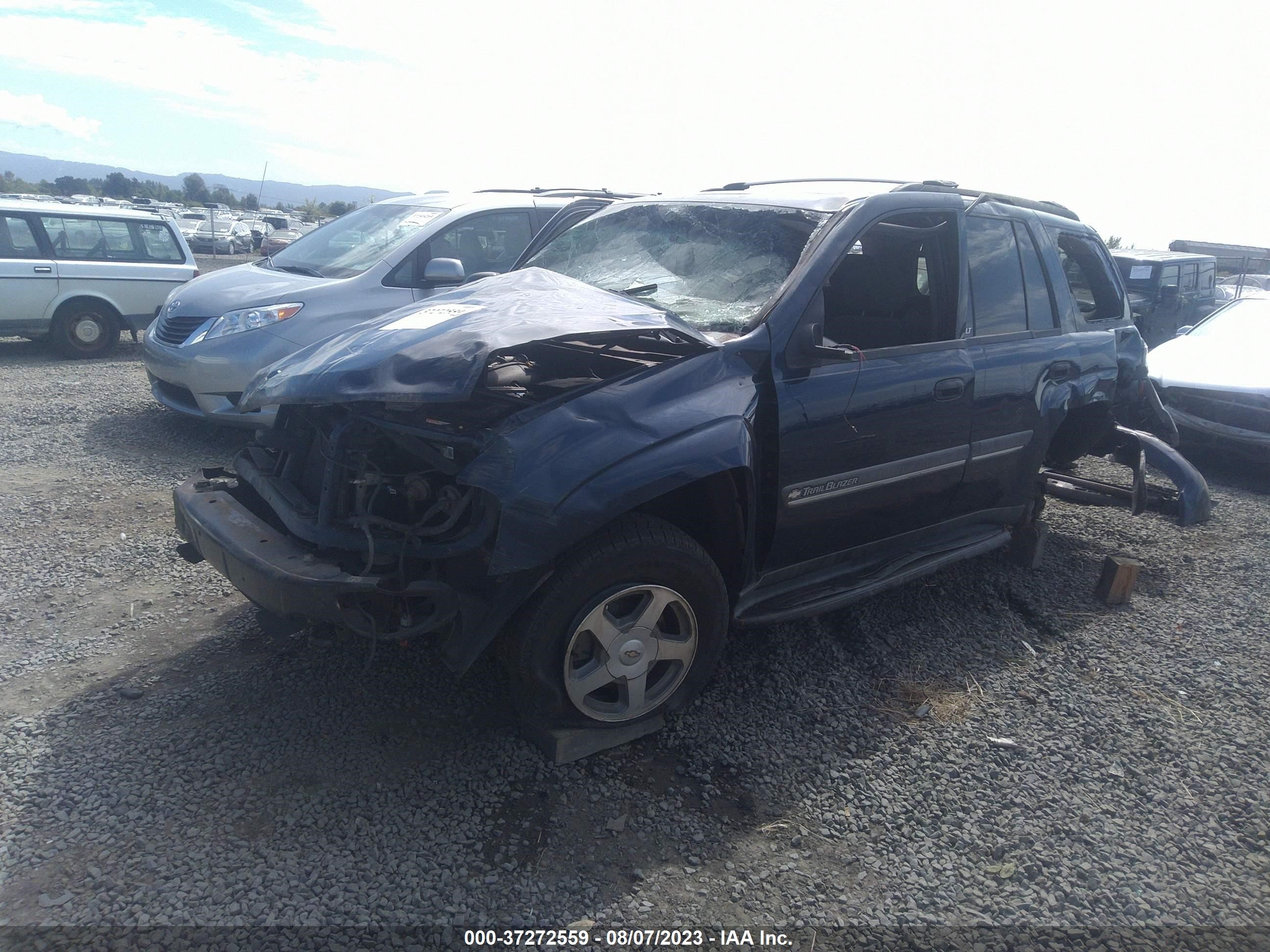 Photo 1 VIN: 1GNDT13S622458457 - CHEVROLET TRAILBLAZER 