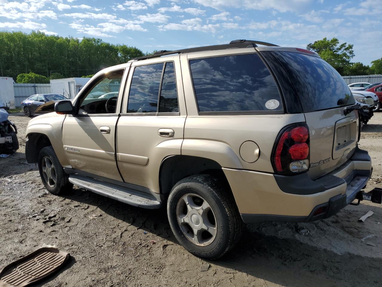 Photo 1 VIN: 1GNDT13S642334529 - CHEVROLET TRAILBLAZER 