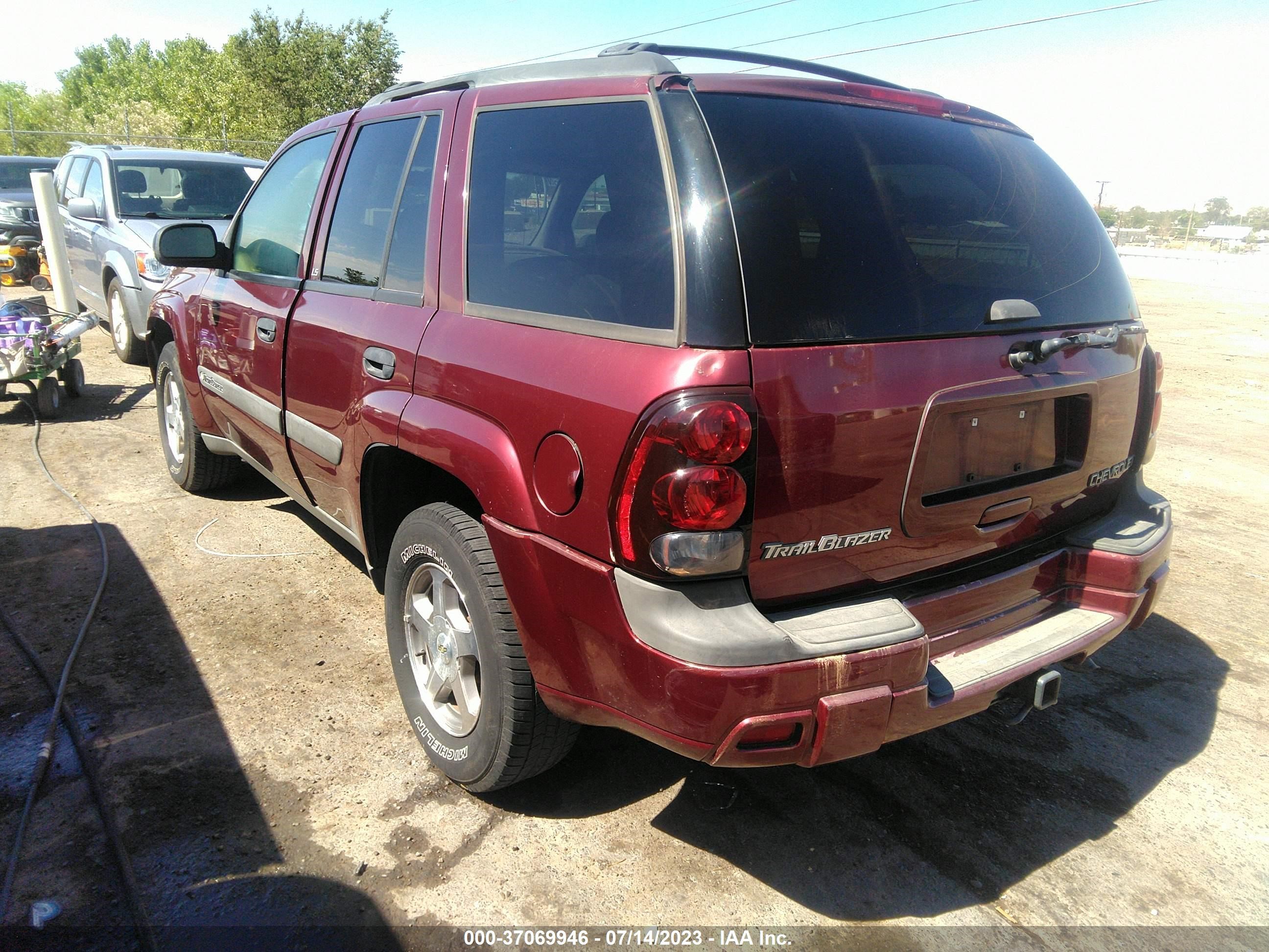 Photo 2 VIN: 1GNDT13S642406507 - CHEVROLET TRAILBLAZER 