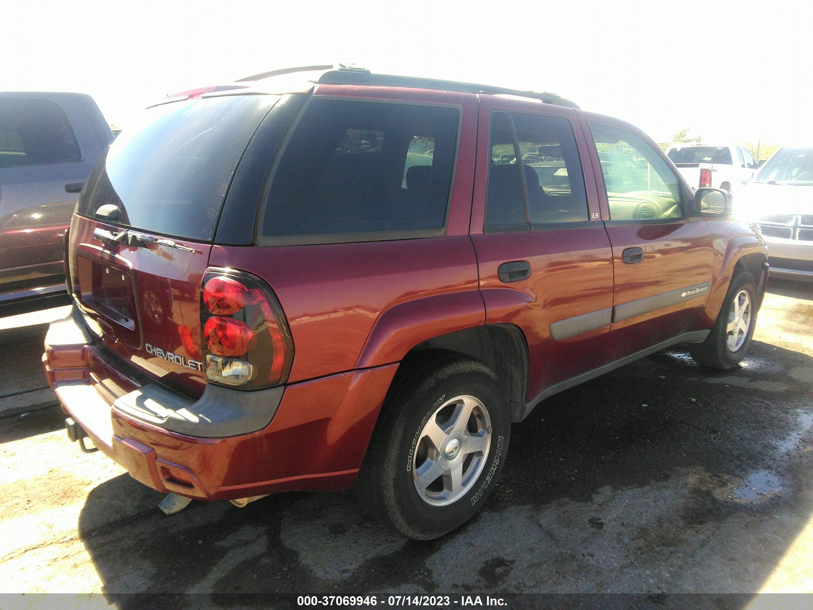 Photo 3 VIN: 1GNDT13S642406507 - CHEVROLET TRAILBLAZER 