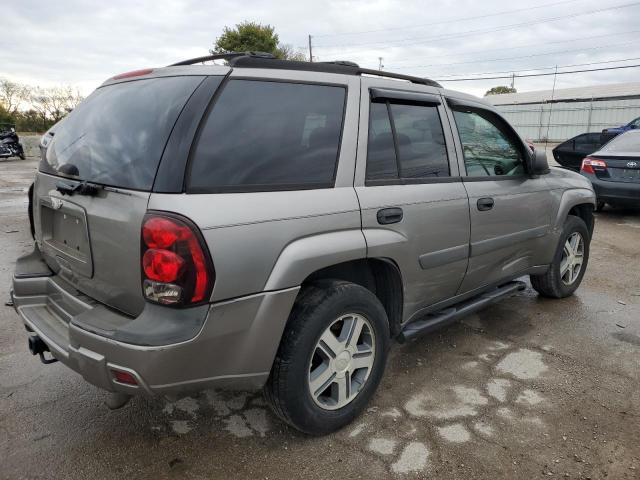 Photo 2 VIN: 1GNDT13S652157840 - CHEVROLET TRAILBLAZE 