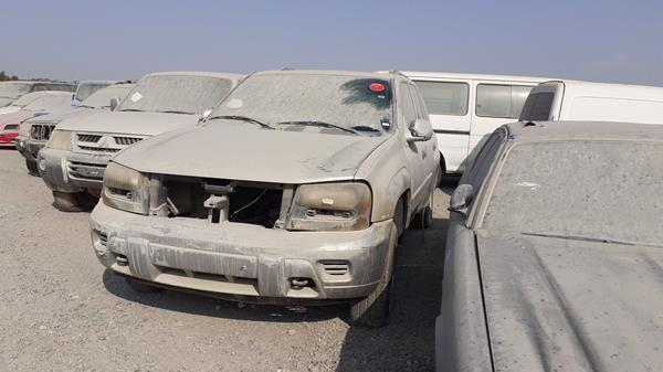 Photo 3 VIN: 1GNDT13S652186819 - CHEVROLET TRAILBLAZER 