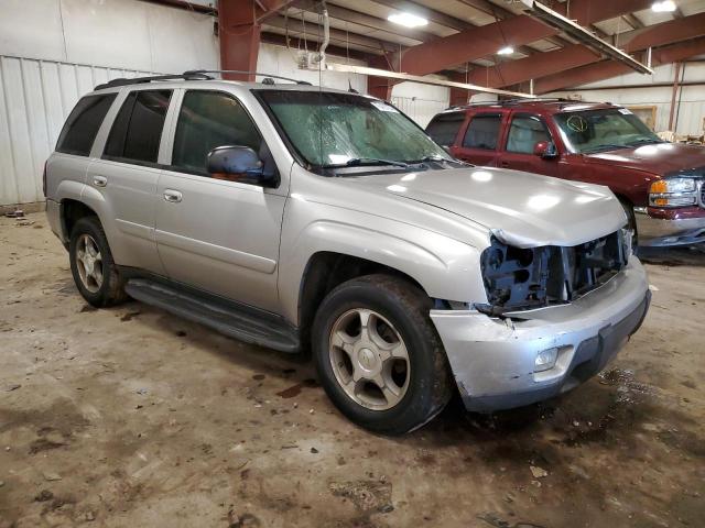 Photo 3 VIN: 1GNDT13S652240605 - CHEVROLET TRAILBLAZE 