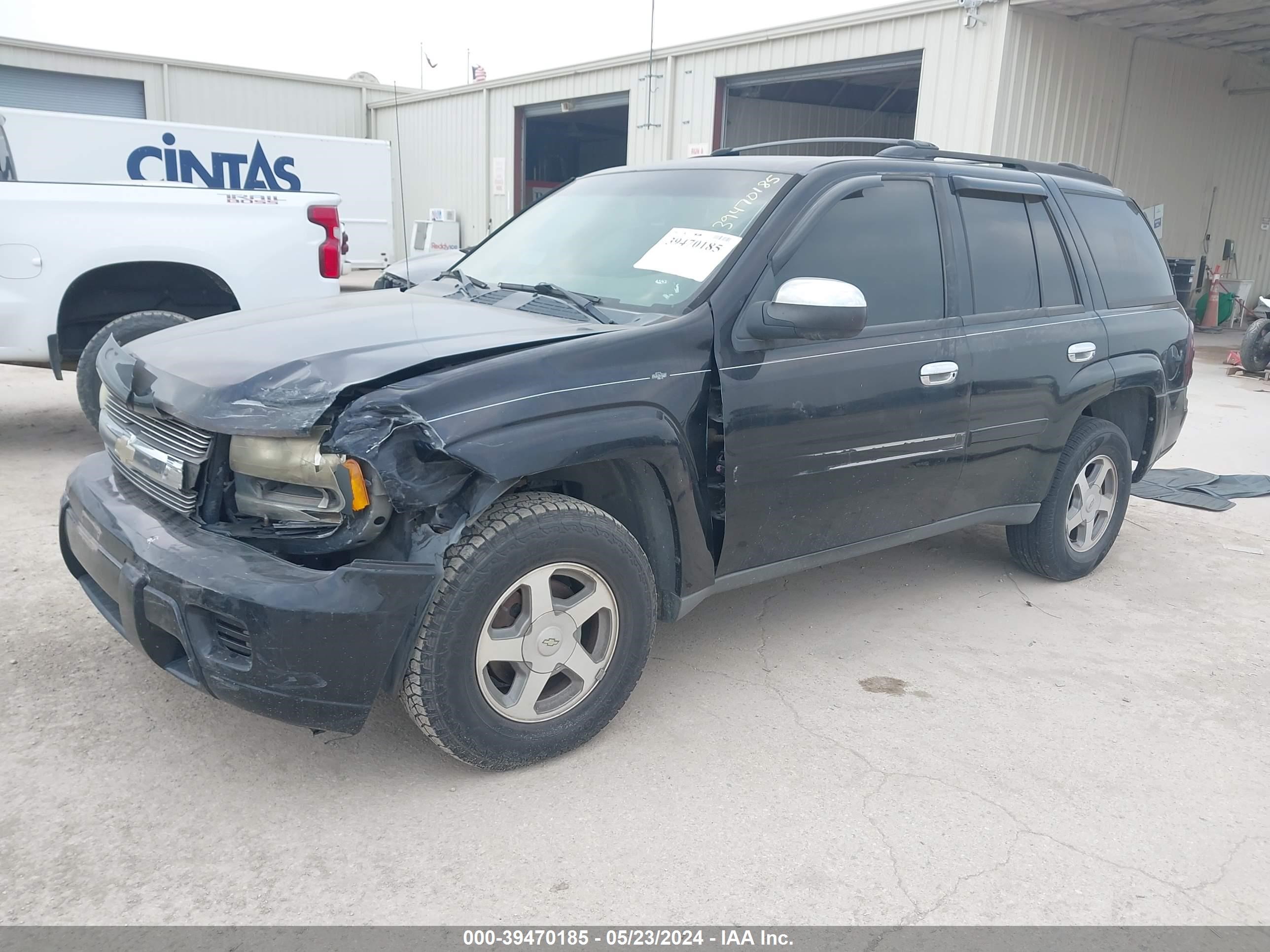 Photo 1 VIN: 1GNDT13S662109479 - CHEVROLET TRAILBLAZER 