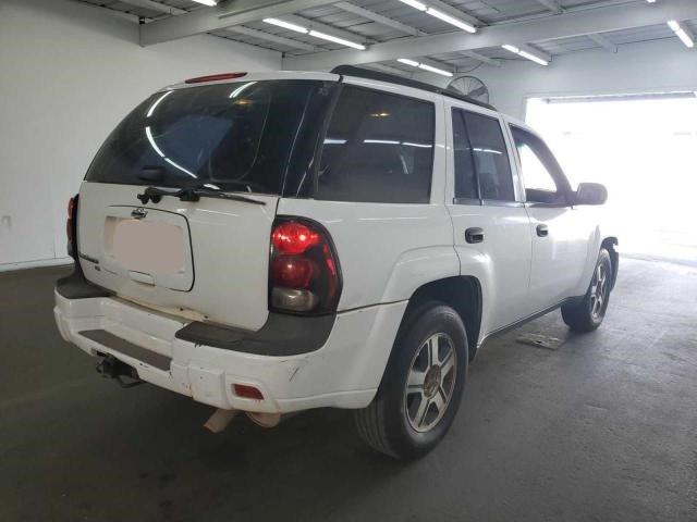 Photo 3 VIN: 1GNDT13S662212496 - CHEVROLET TRAILBLAZE 