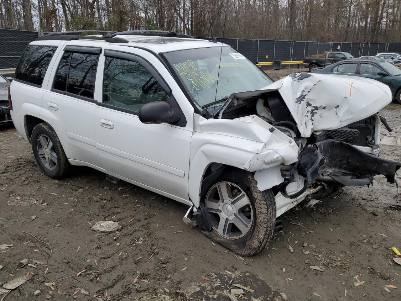 Photo 3 VIN: 1GNDT13S672114540 - CHEVROLET TRAILBLAZER 