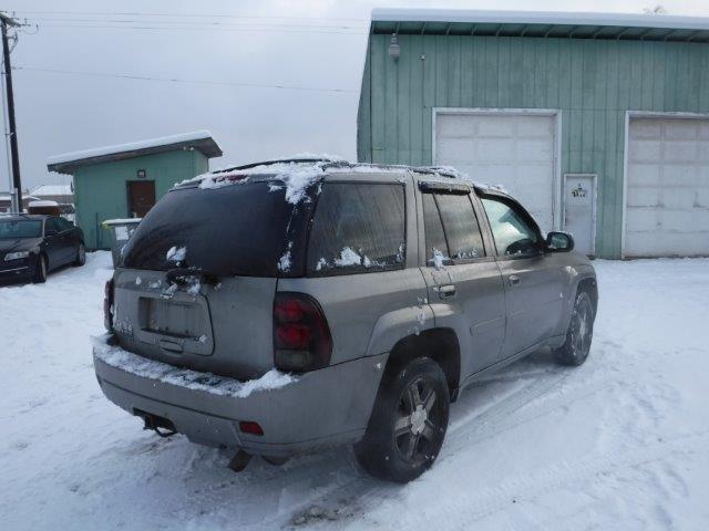 Photo 3 VIN: 1GNDT13S672165097 - CHEVROLET TRAILBLAZE 