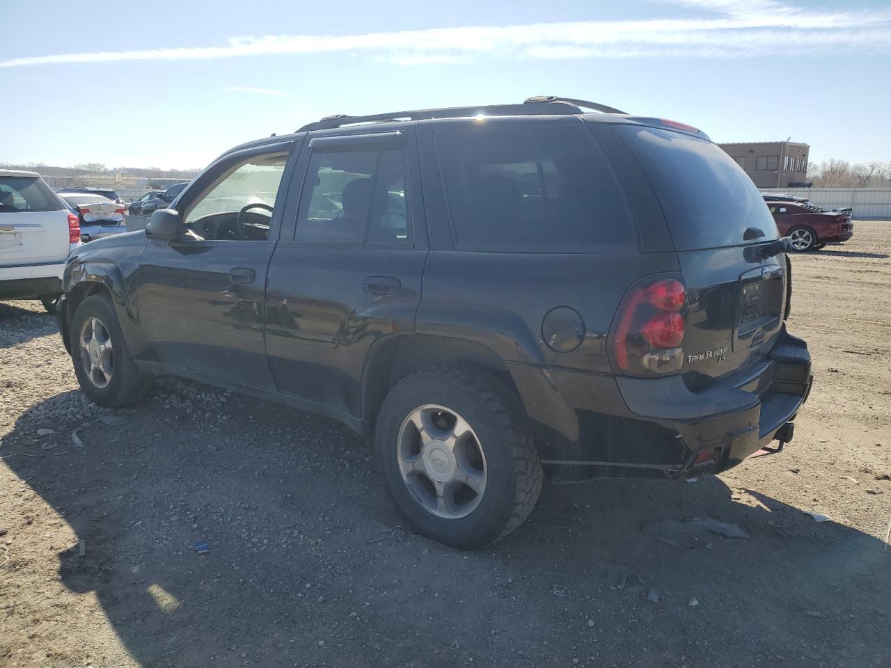 Photo 1 VIN: 1GNDT13S672243619 - CHEVROLET TRAILBLAZER 