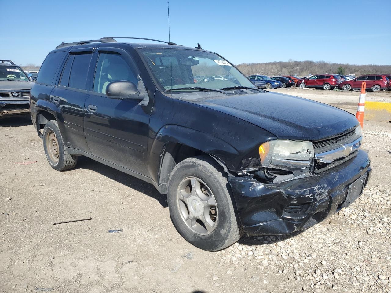 Photo 3 VIN: 1GNDT13S672243619 - CHEVROLET TRAILBLAZER 