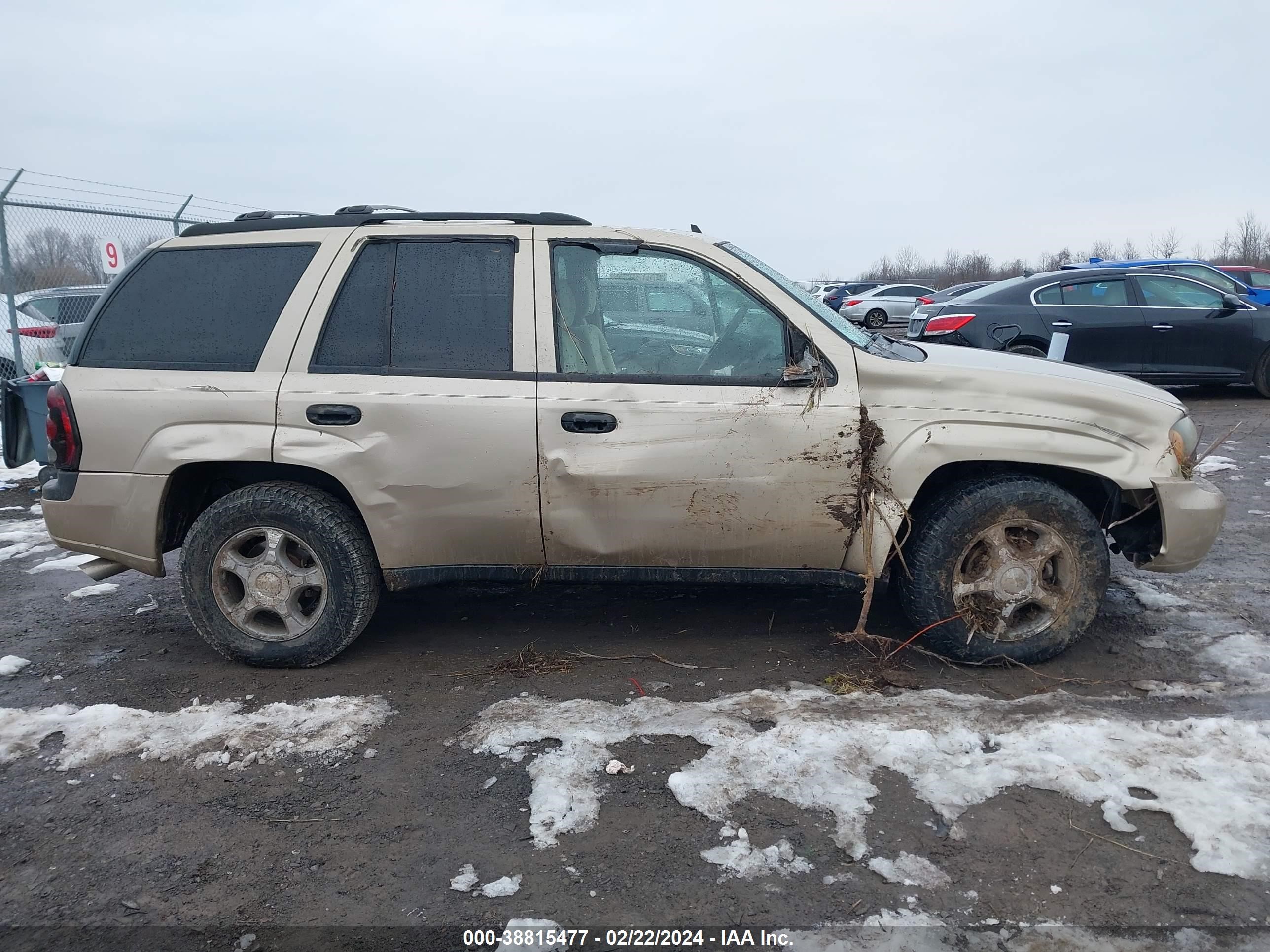 Photo 5 VIN: 1GNDT13S672280816 - CHEVROLET TRAILBLAZER 