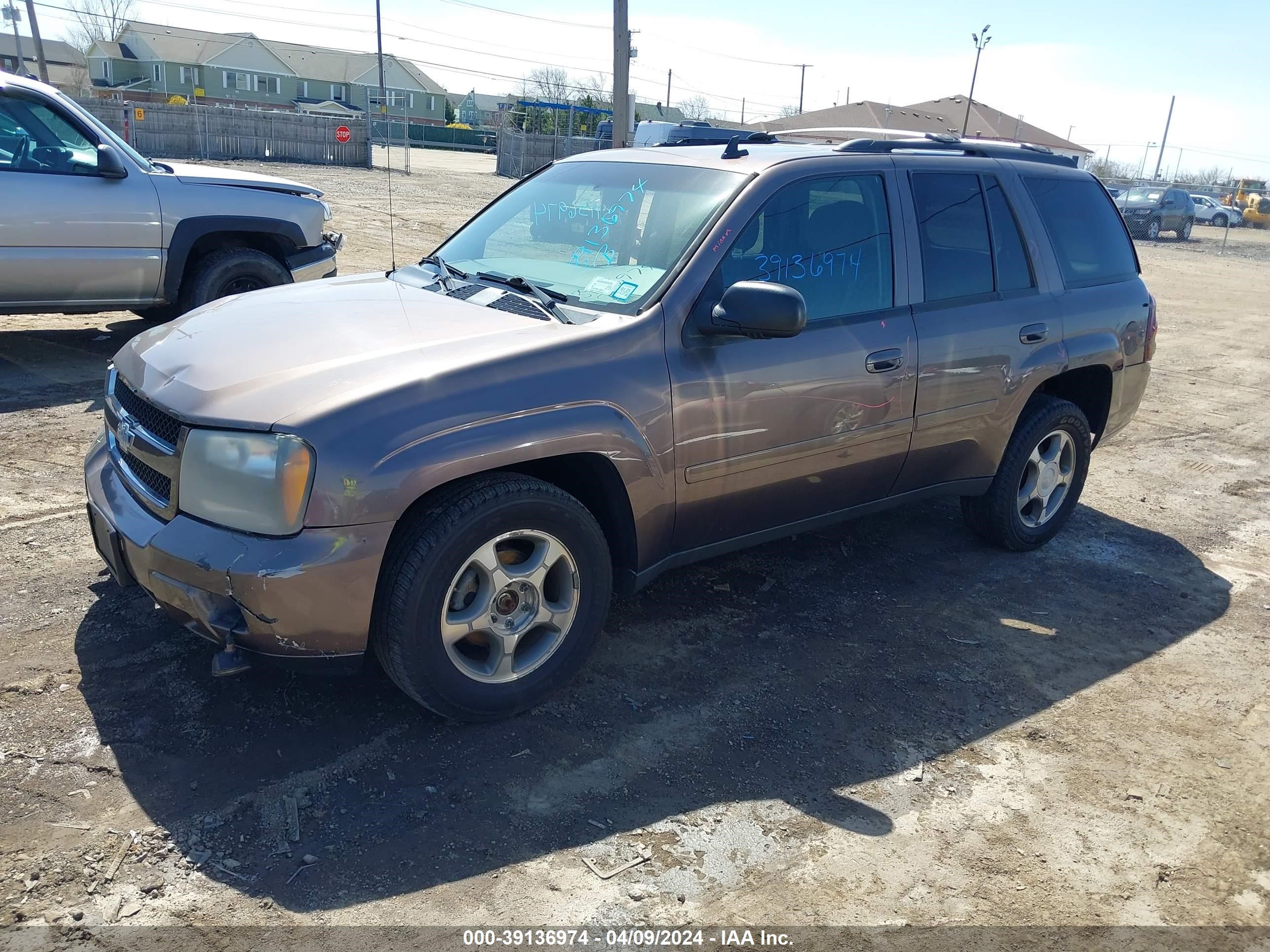 Photo 1 VIN: 1GNDT13S682148897 - CHEVROLET TRAILBLAZER 