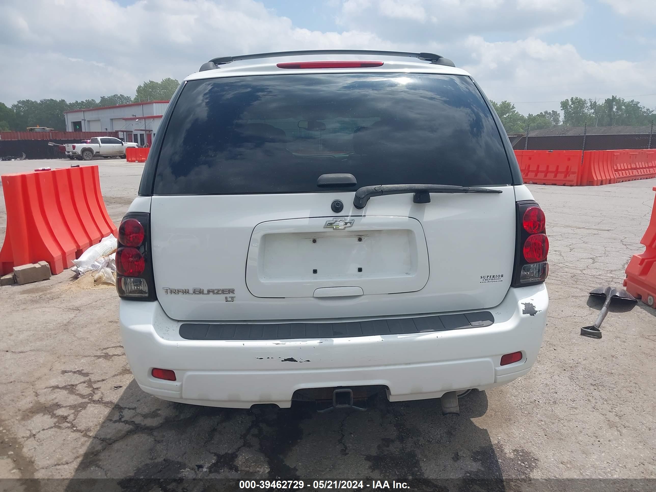 Photo 15 VIN: 1GNDT13S682156546 - CHEVROLET TRAILBLAZER 