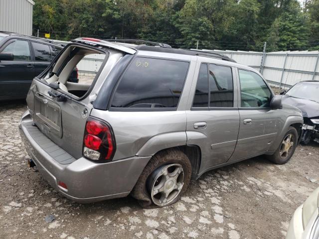 Photo 2 VIN: 1GNDT13S682169121 - CHEVROLET TRAILBLAZE 