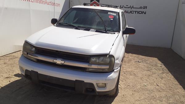 Photo 3 VIN: 1GNDT13S722241810 - CHEVROLET TRAILBLAZER 