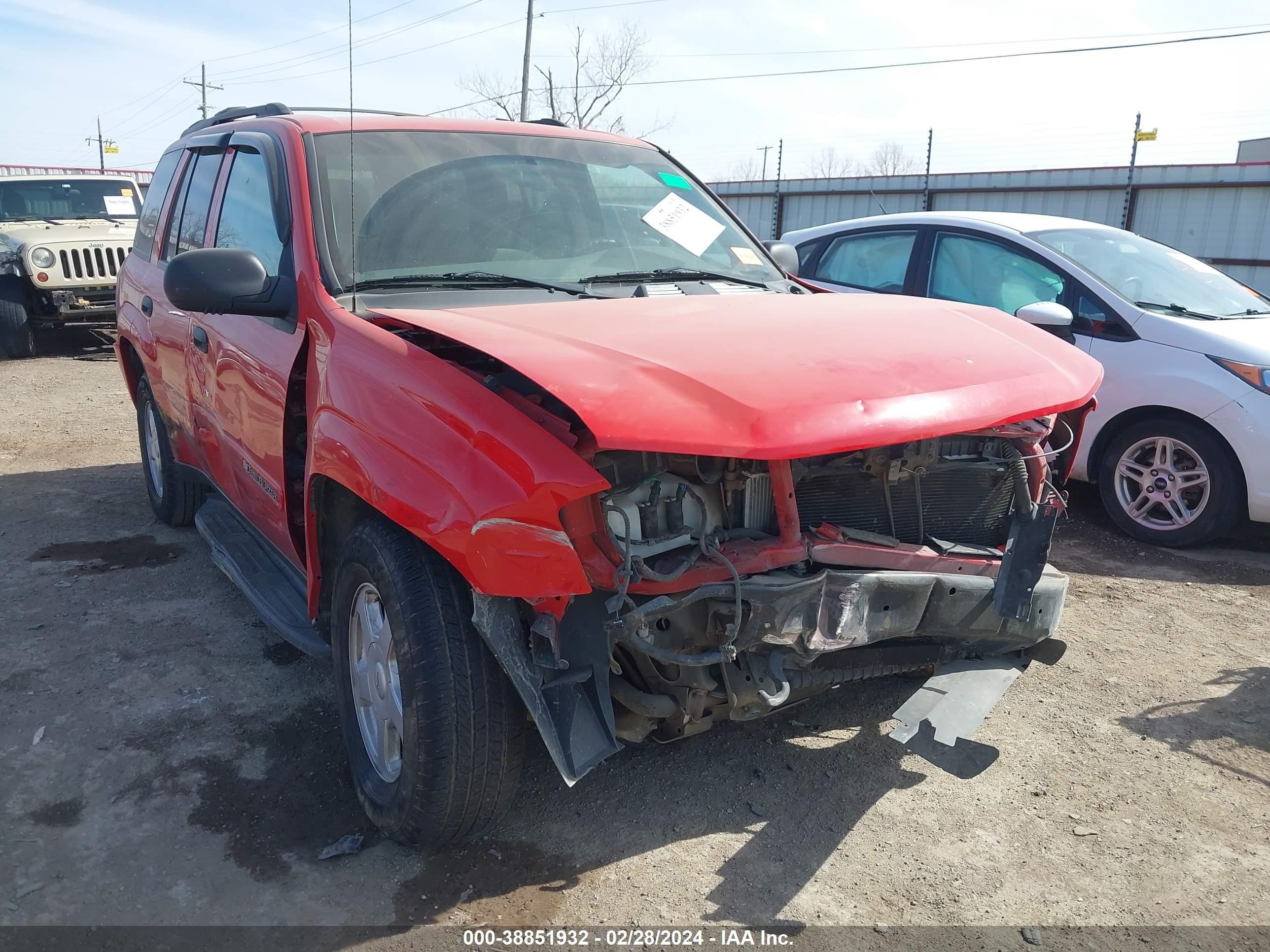 Photo 11 VIN: 1GNDT13S722452280 - CHEVROLET TRAILBLAZER 