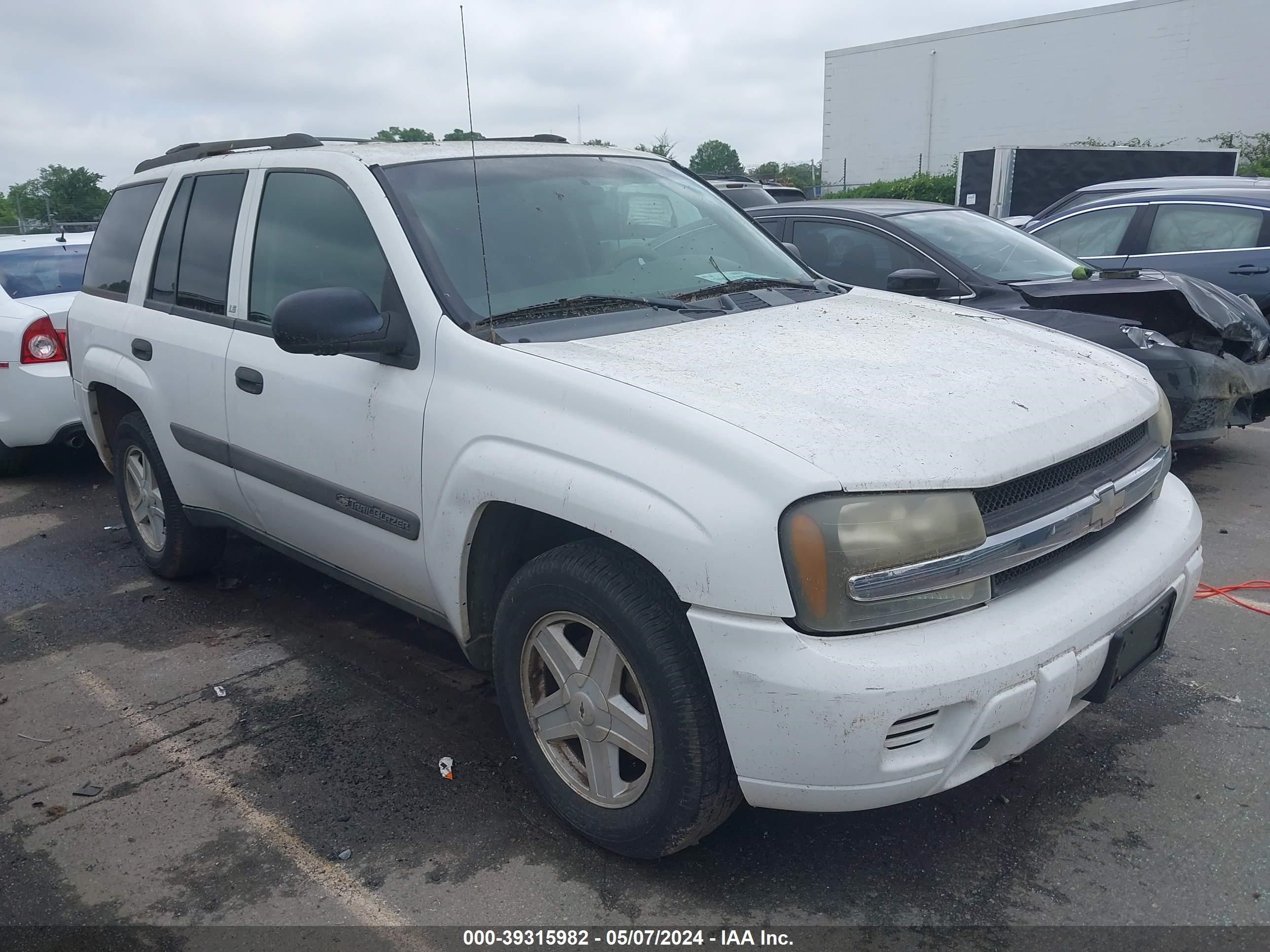 Photo 0 VIN: 1GNDT13S732330133 - CHEVROLET TRAILBLAZER 