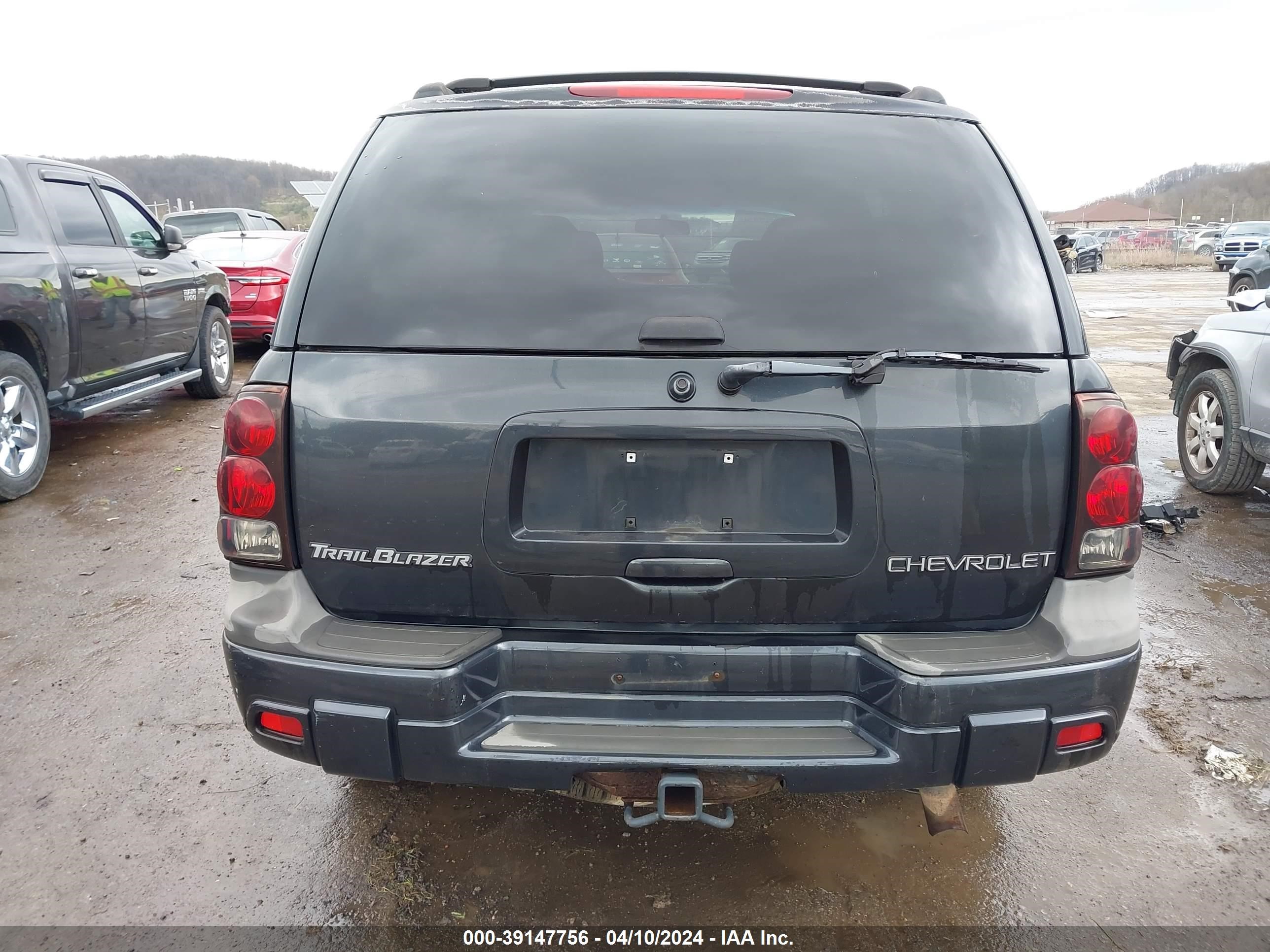 Photo 15 VIN: 1GNDT13S742115997 - CHEVROLET TRAILBLAZER 