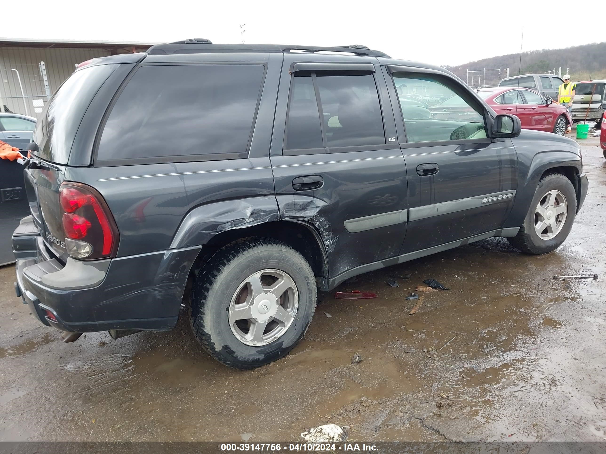 Photo 3 VIN: 1GNDT13S742115997 - CHEVROLET TRAILBLAZER 