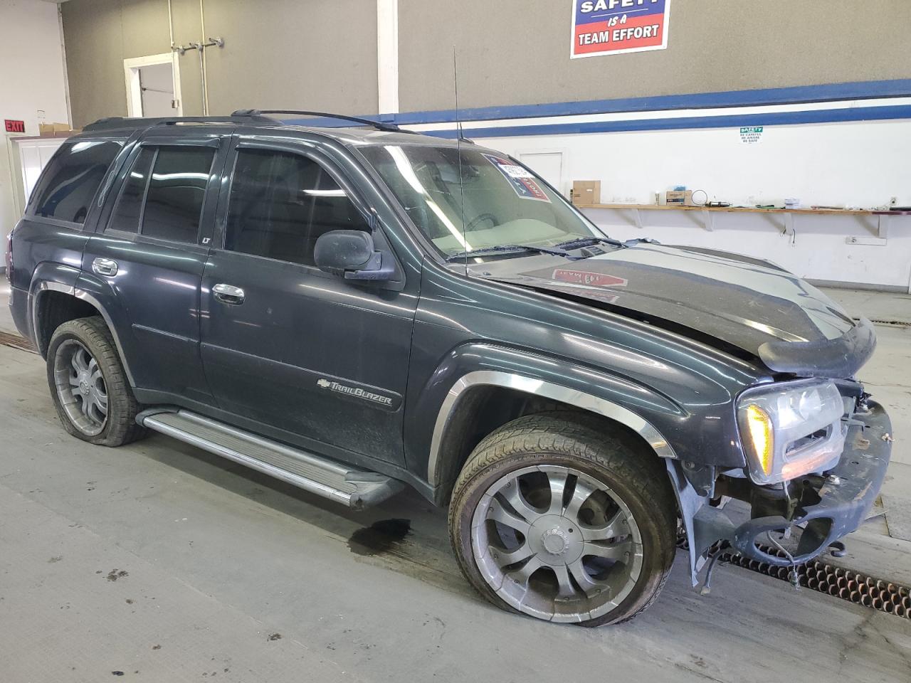 Photo 3 VIN: 1GNDT13S742176024 - CHEVROLET TRAILBLAZER 