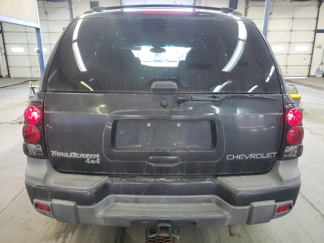 Photo 5 VIN: 1GNDT13S742176024 - CHEVROLET TRAILBLAZER 