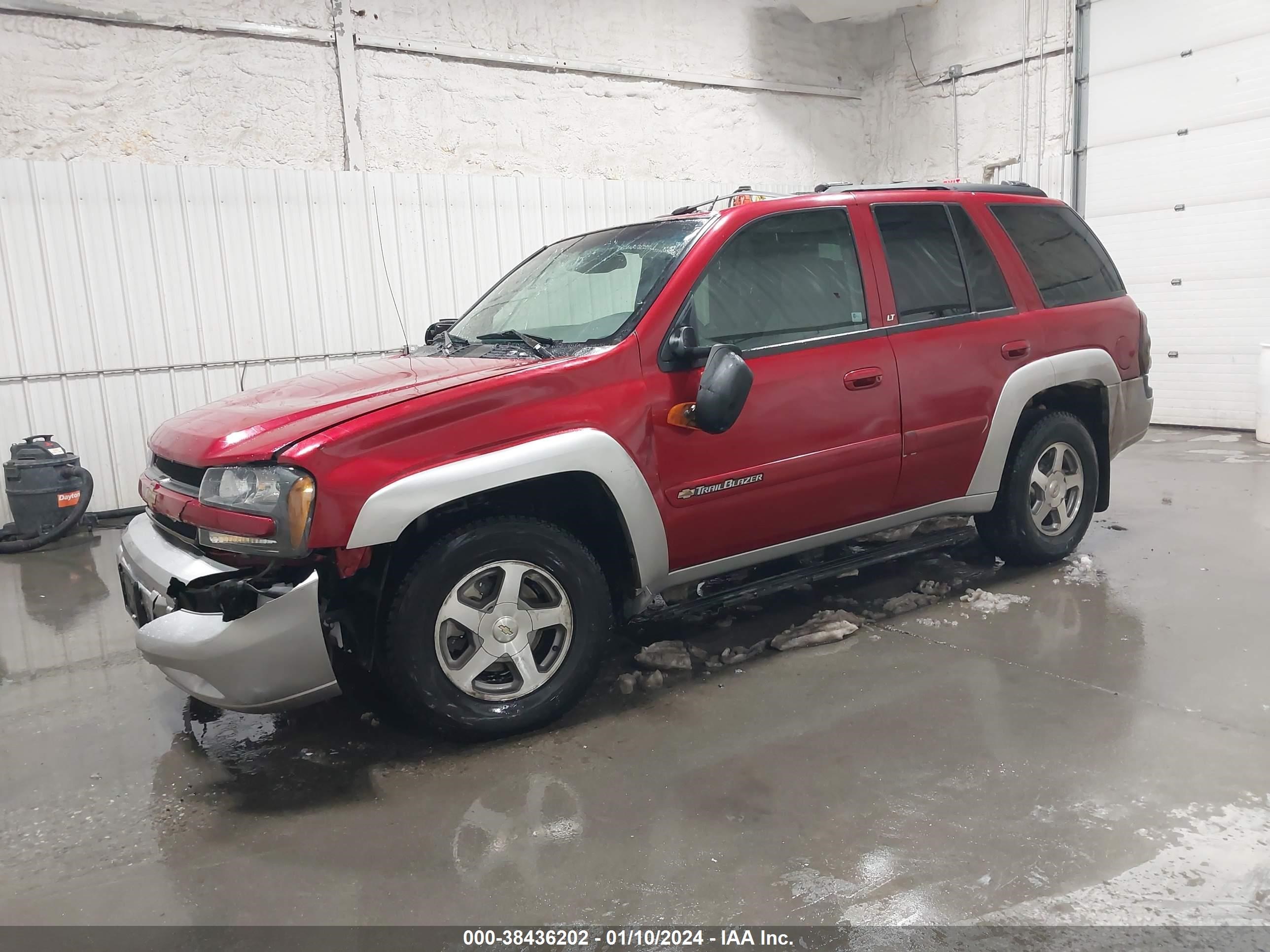 Photo 1 VIN: 1GNDT13S742236450 - CHEVROLET TRAILBLAZER 