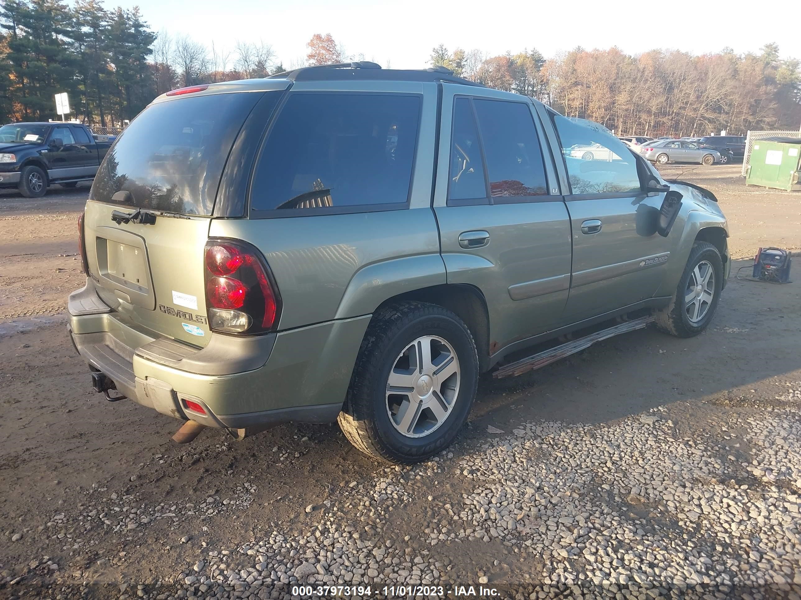 Photo 3 VIN: 1GNDT13S742297863 - CHEVROLET TRAILBLAZER 