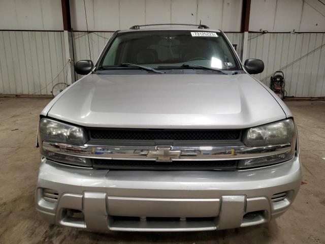 Photo 4 VIN: 1GNDT13S752142019 - CHEVROLET TRAILBLZR 