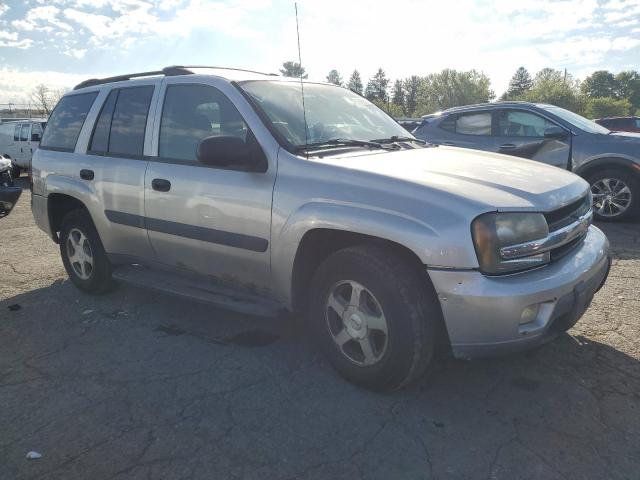 Photo 3 VIN: 1GNDT13S752230391 - CHEVROLET TRAILBLAZE 