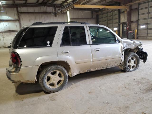 Photo 2 VIN: 1GNDT13S752359263 - CHEVROLET TRAILBLZR 