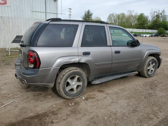 Photo 2 VIN: 1GNDT13S762226150 - CHEVROLET TRAILBLZR 