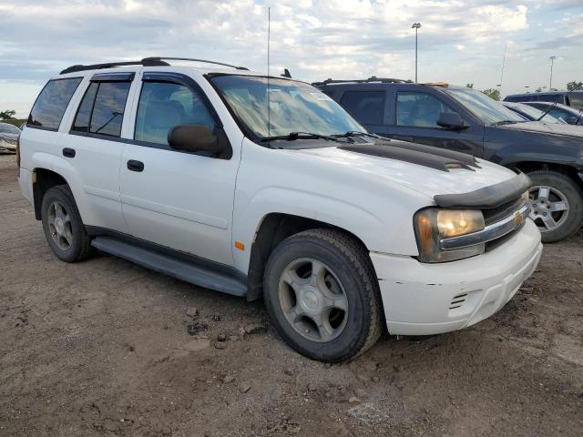 Photo 3 VIN: 1GNDT13S762358406 - CHEVROLET TRAILBLAZE 