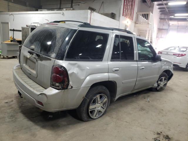 Photo 2 VIN: 1GNDT13S772132416 - CHEVROLET TRAILBLZR 