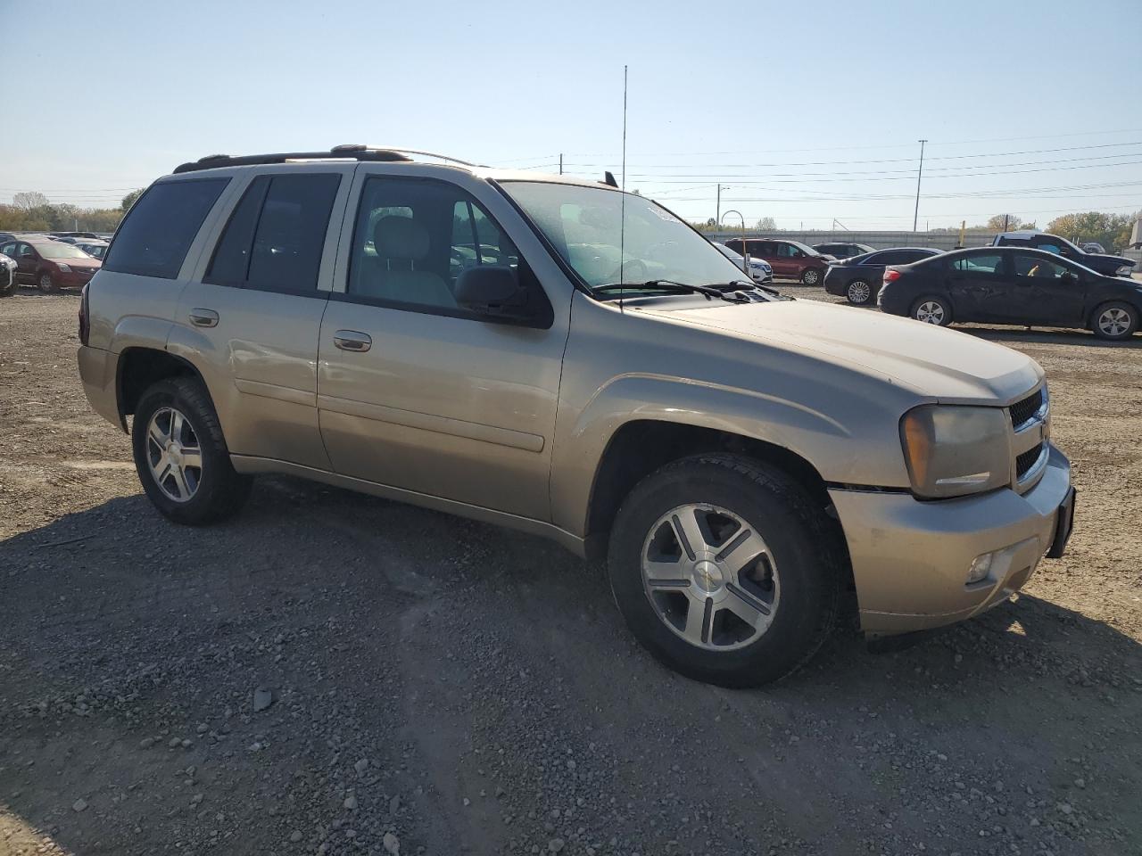 Photo 3 VIN: 1GNDT13S772197119 - CHEVROLET TRAILBLAZER 