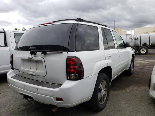 Photo 2 VIN: 1GNDT13S772203324 - CHEVROLET TRAILBLAZE 