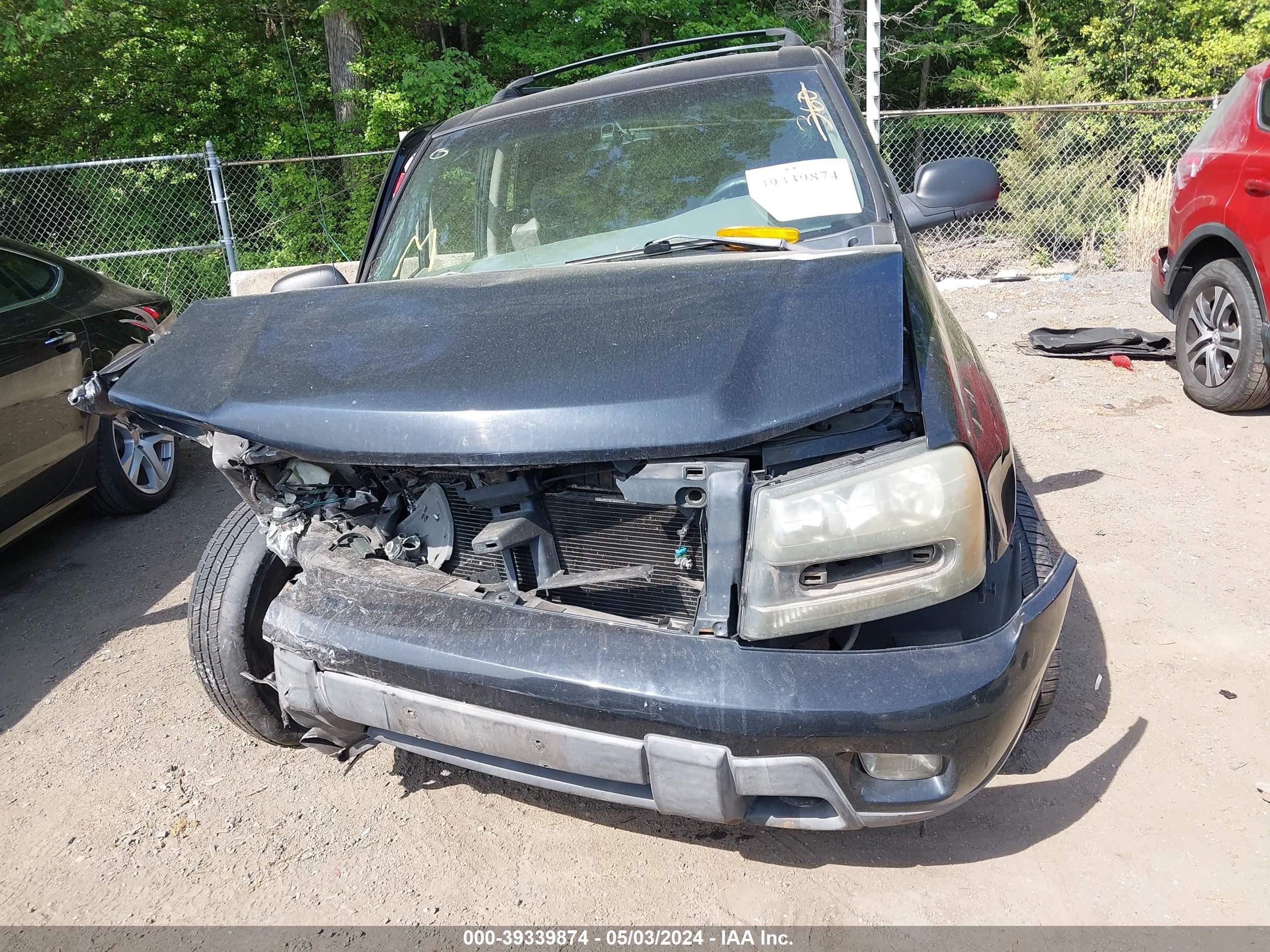 Photo 10 VIN: 1GNDT13S822397791 - CHEVROLET TRAILBLAZER 