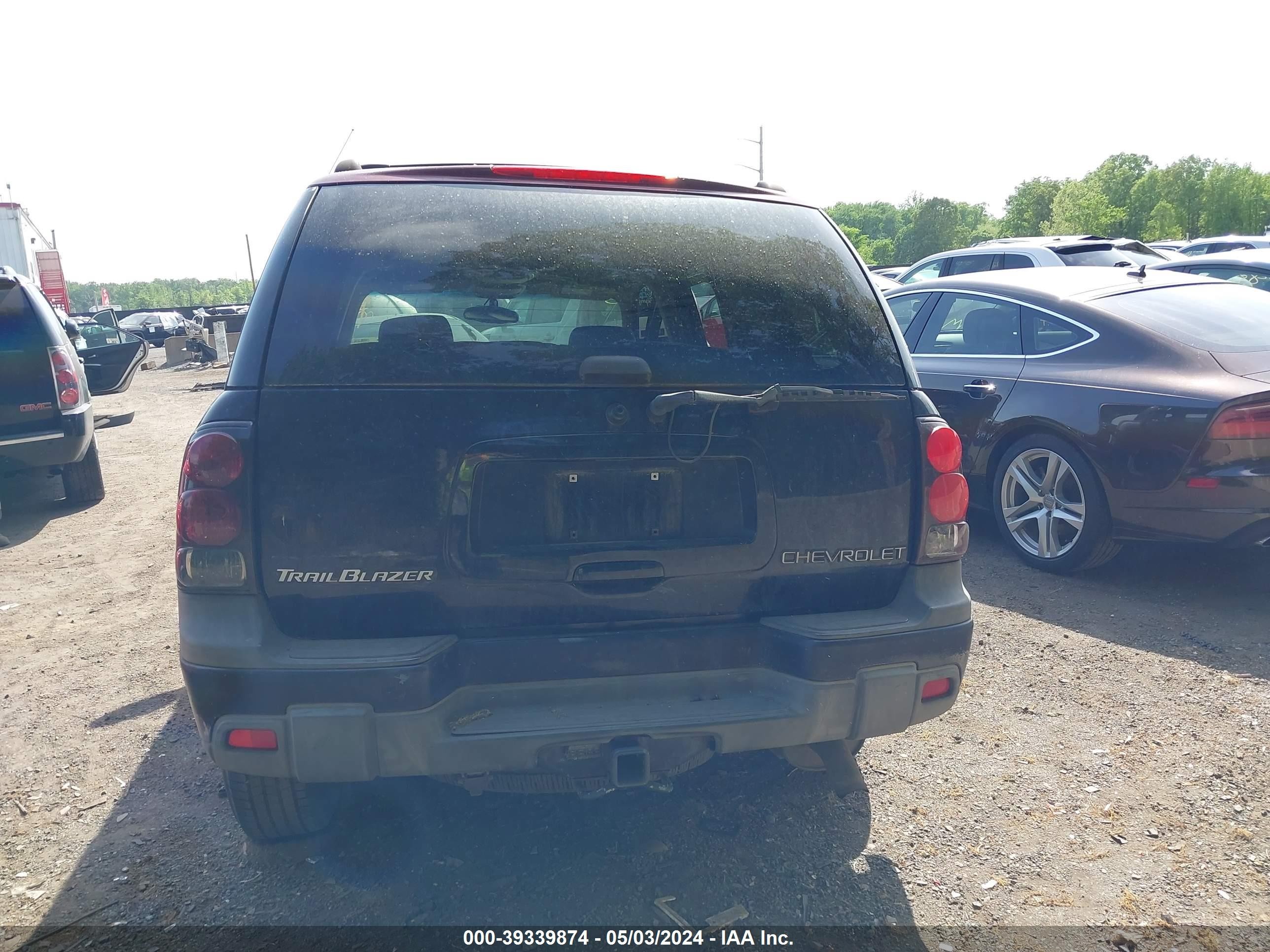 Photo 14 VIN: 1GNDT13S822397791 - CHEVROLET TRAILBLAZER 